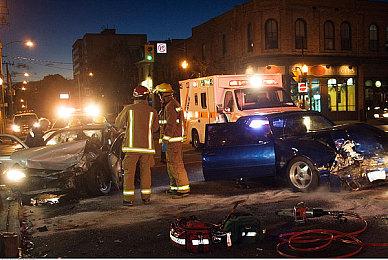 《女神异闻录4 无敌究极后桥背摔 Remaster版》今日正式发售